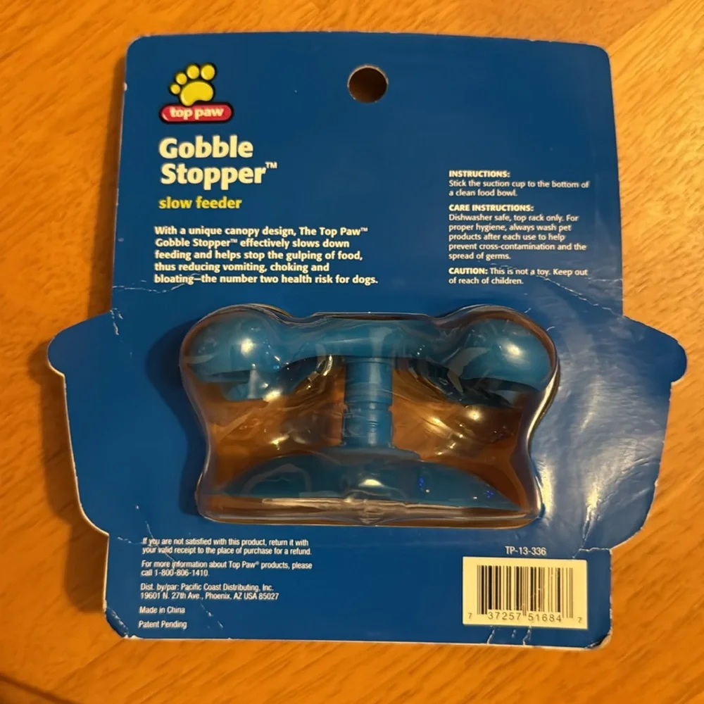 NWT Top Paw Gobble Stopper slow feeder Medium